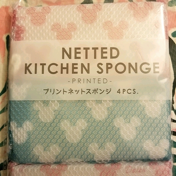 4 Pieces Disney Mickey Mouse Netted Sponges Kitchen Sponge Cute Blue Pink NWT - Picture 2 of 4
